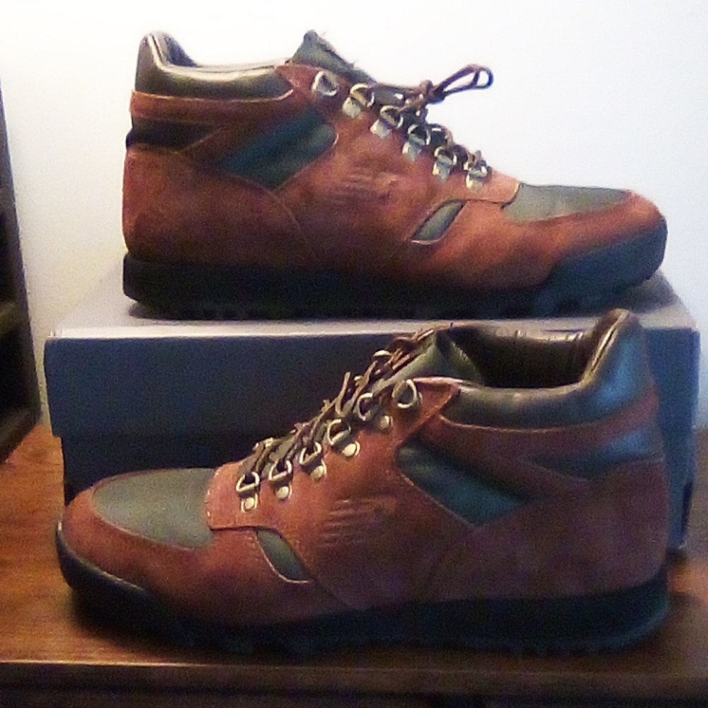 New Balance Rainier Beef & Broccoli